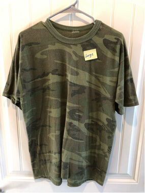 *4 for $25* Men's Unbranded Camouflage Short Sleeve T-Shirt, Size Large
